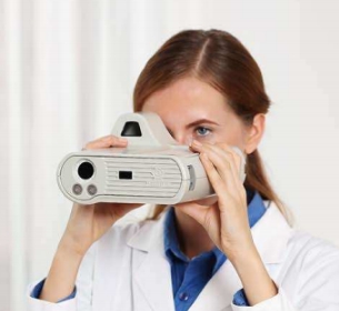如何利用视力筛查仪提升老年人群的视觉健康水平？