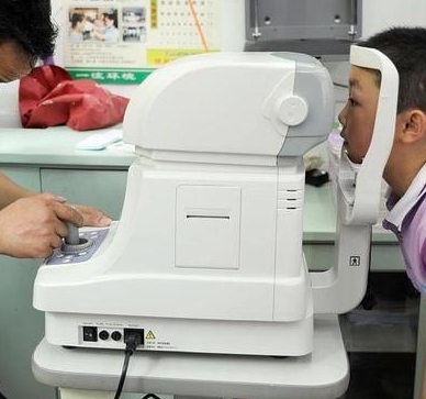 视力筛查仪：特殊职业人群的视觉健康管理专家