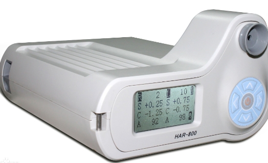 基于深度学习的智能视力筛查仪算法优化研究