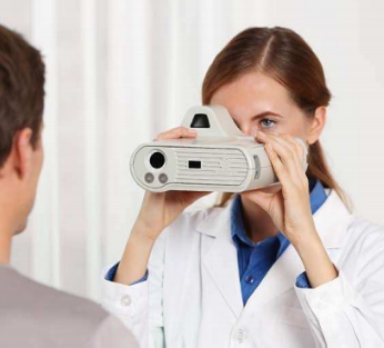 视力筛查仪在少数民族地区推广过程中的语言适配问题研究